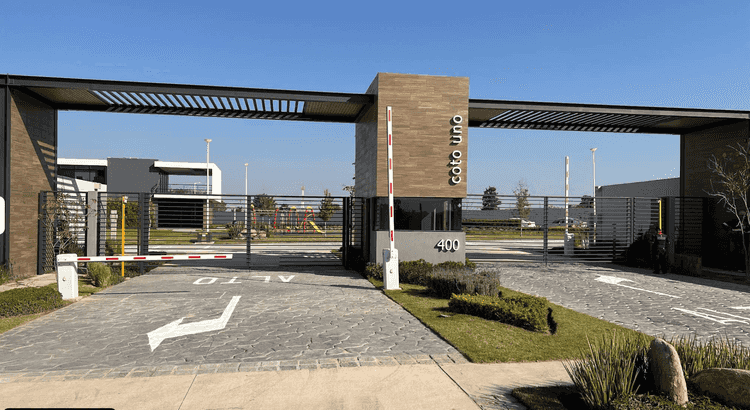 terreno en venta avenida paseo de los emperadores valle imperial zapopan jalisco pqqwX0C